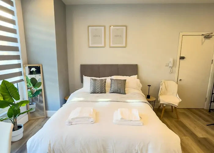 Entire Flat 4 Min Walk To Finsbury Park